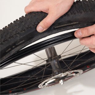 changing_tyre1_0