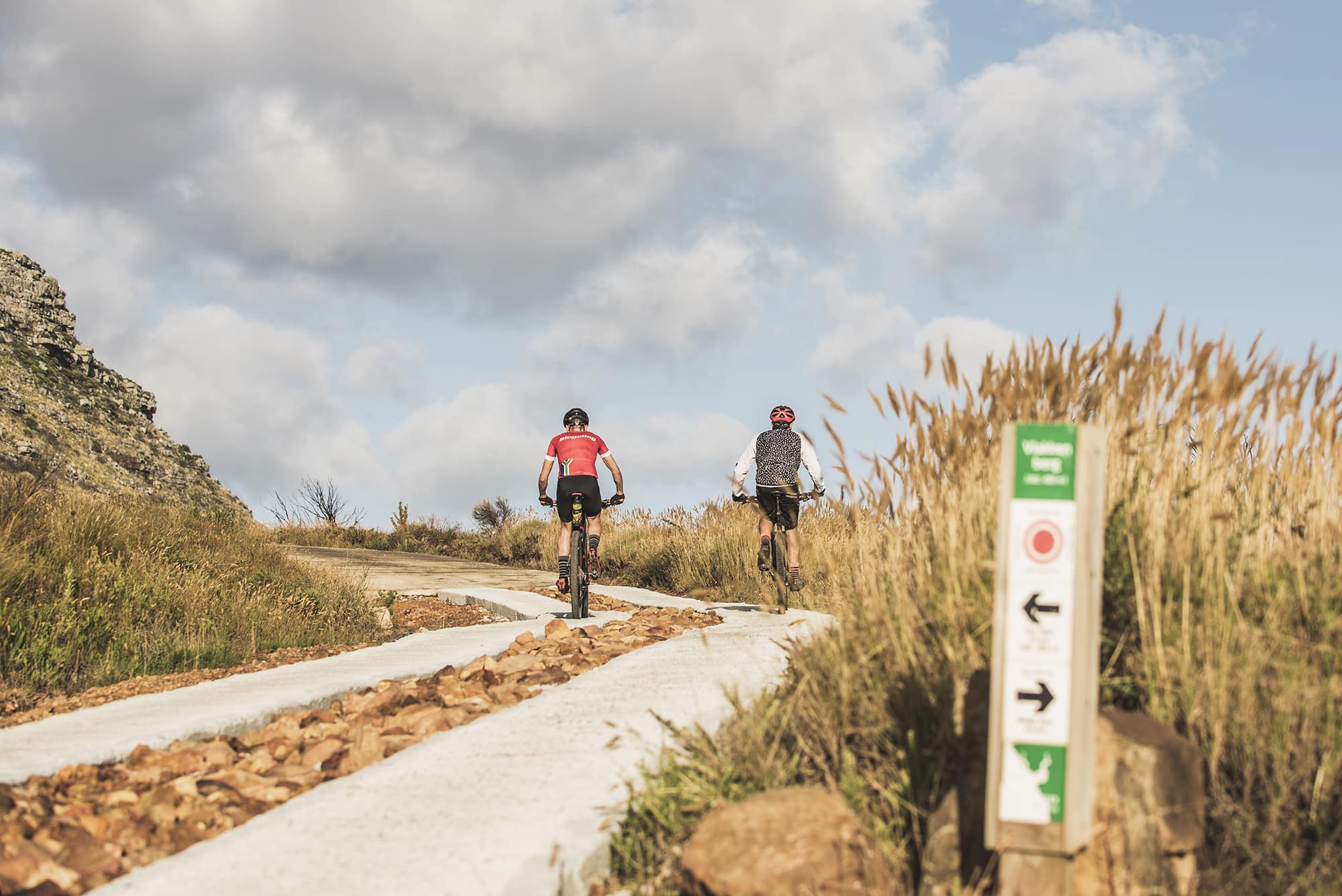 wow-ride-tokai-desmond-louw-bicycling-sa-200px-00151