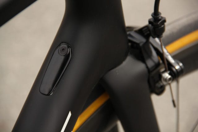 internal-cable-routng