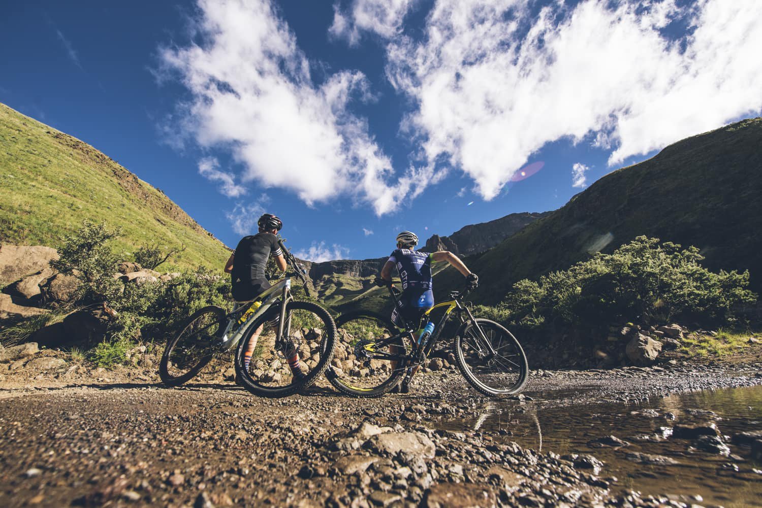 sani-pass-desmond-louw-bicycling-magazine-wowrides-0059