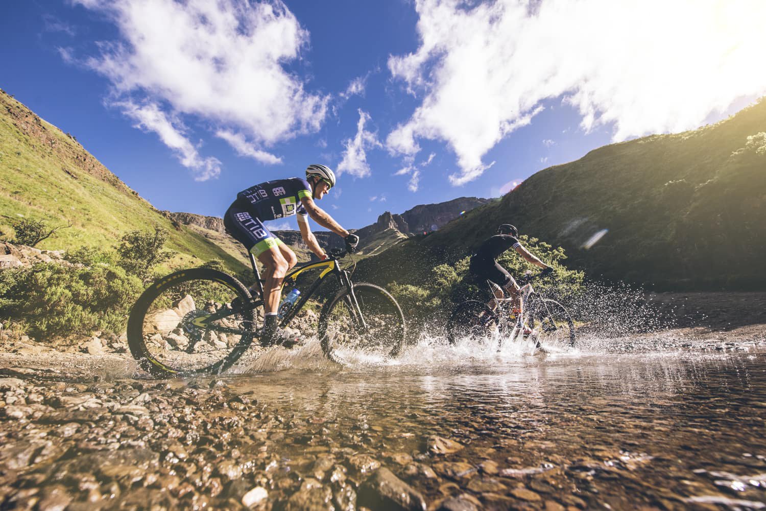 sani-pass-desmond-louw-bicycling-magazine-wowrides-0060