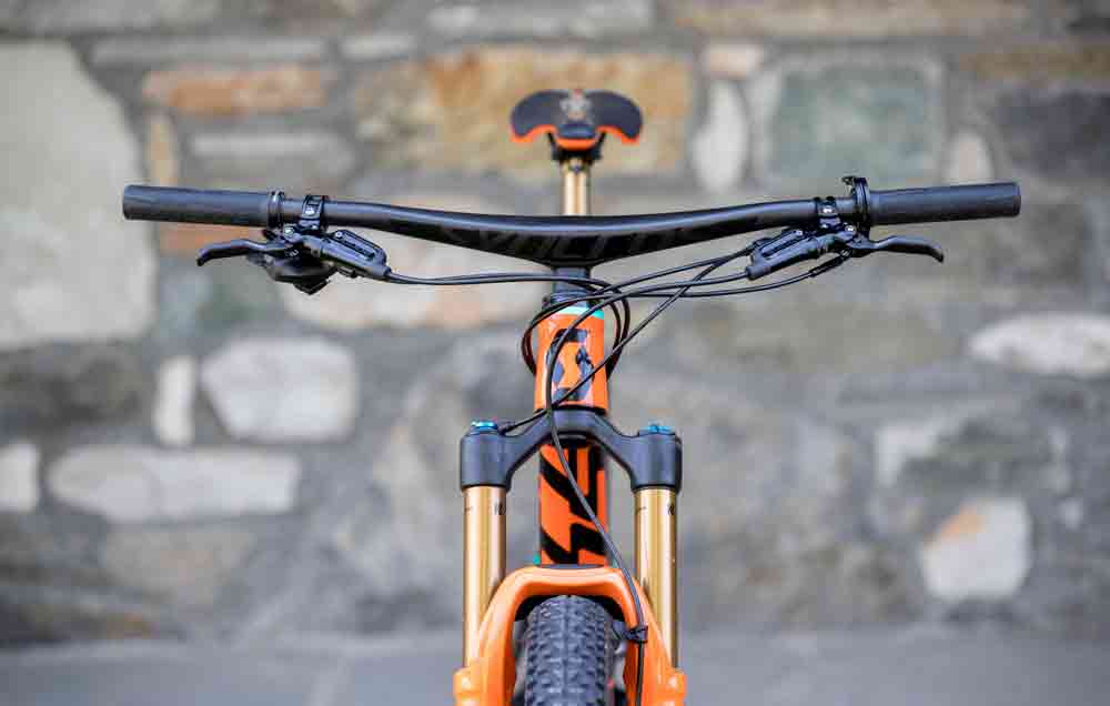 genius-900-tuned_scott-sports_bike_close-up_2018_06