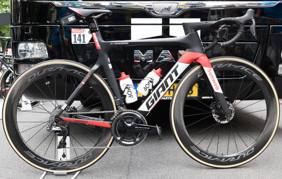 First Look: The New Giant Propel Disc