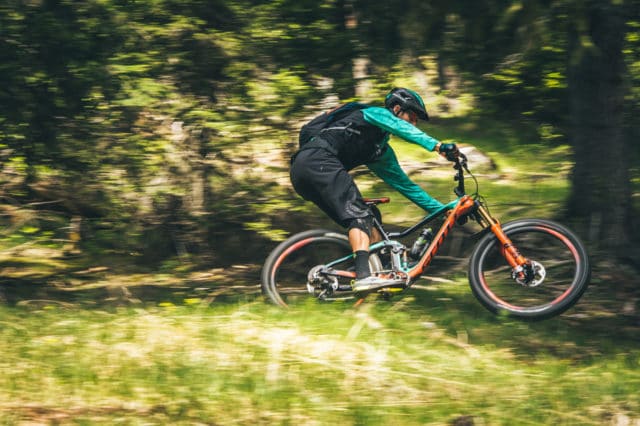 2018-genius-photo-actionimage-scott-sports-bike-action-valais-keno-derleyn-high-res-00125