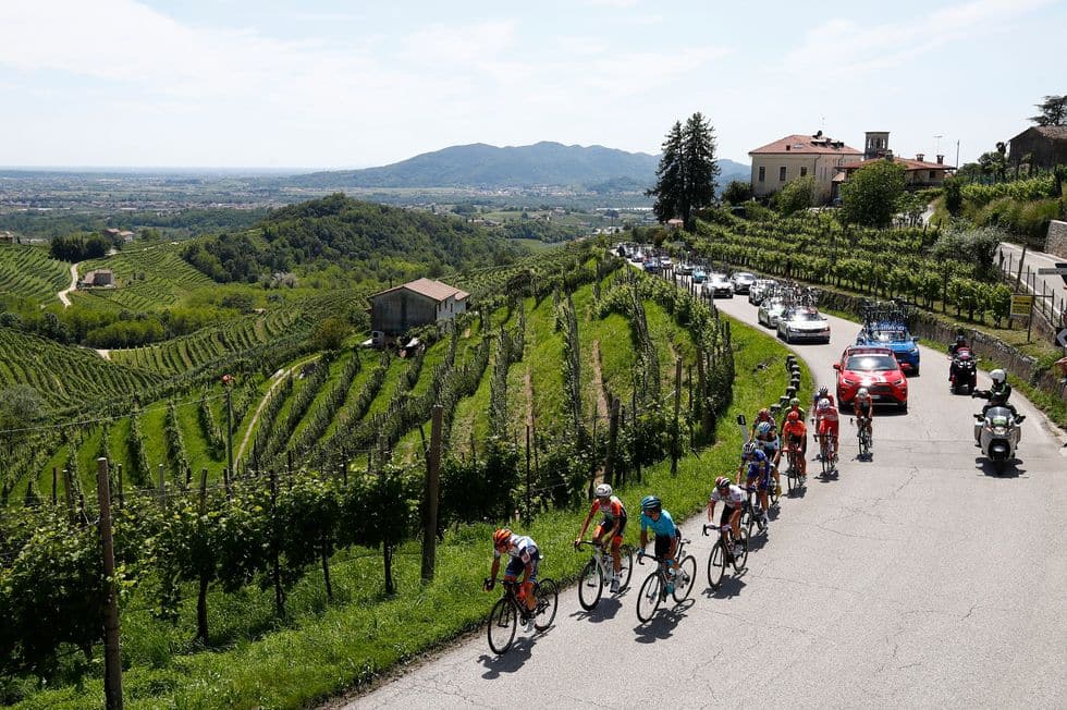 men-breakaway-group-with-team-ag2r-la-mondiale-rider-news-photo-1572268136