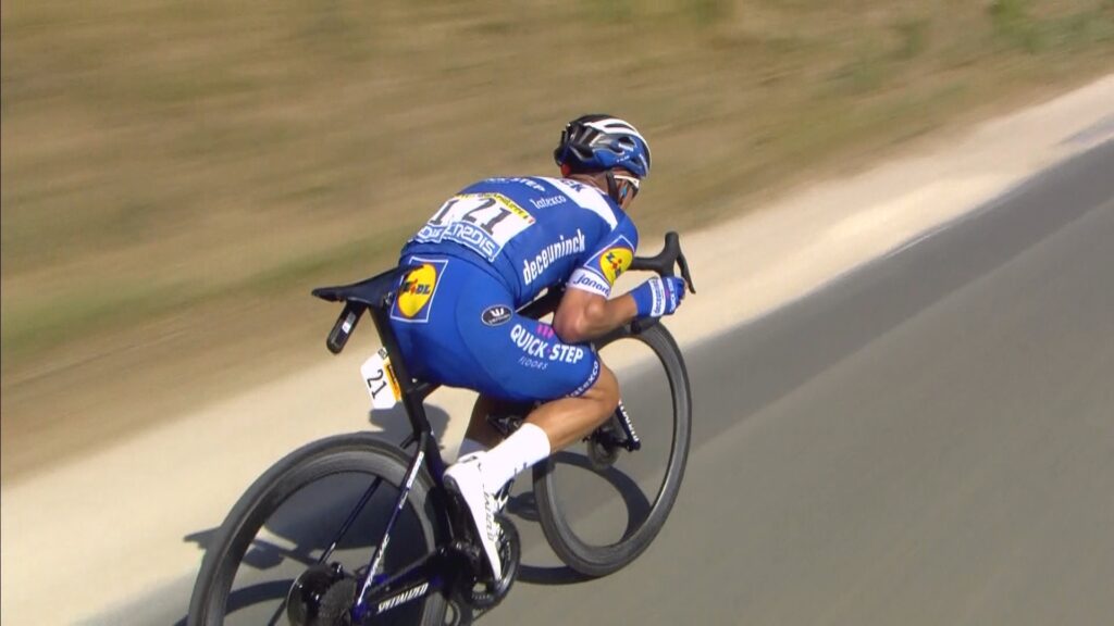 nbc_cyc_inthesaddle_supertuckban_210325