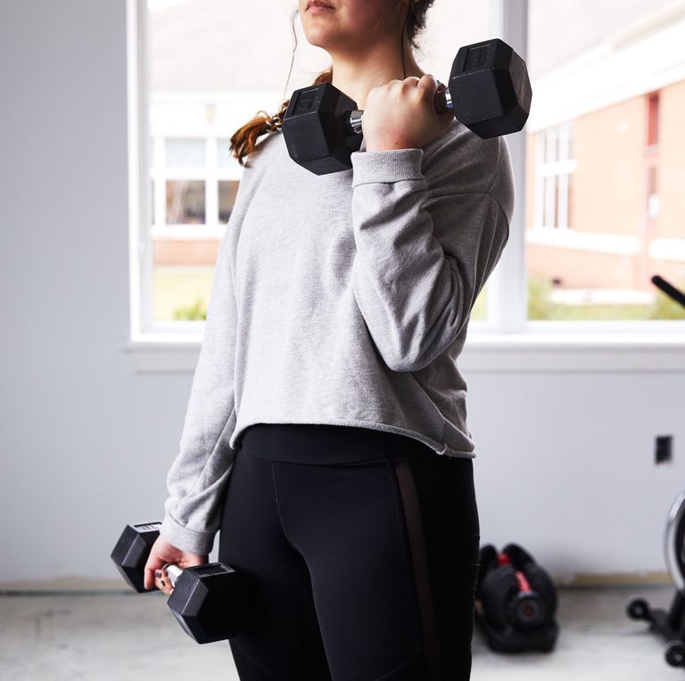 bicepcurl-fitness-stock-mar-2020-10624-1629386738