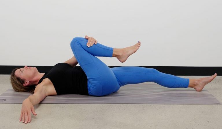 2022-bicycling-inhouseshoots-ep24-bedtimestretches-ph-v02-index-1659558862