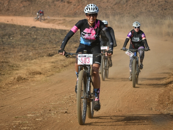 Cyclists riding the Honeycomb GT100Miler