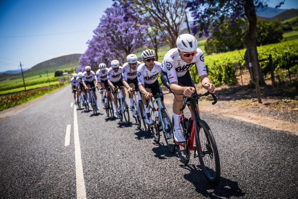 The RH77 – Factory team rode to a commanding victory at the 2024 Old Mutual Wealth Double Century on Saturday, 23 November. Photo by Volume Photography / Tobias Ginsberg.