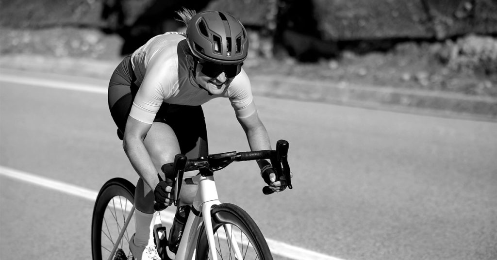 15528_Garmin_Web_Edge_BICYCLING_FB_1200x6285
