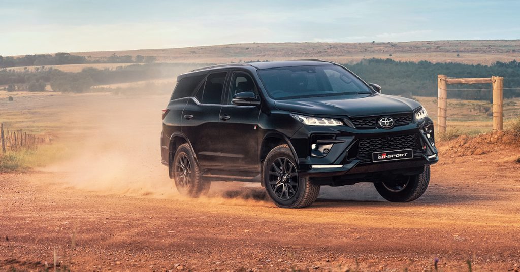 FORTUNER GRS_Face Book_1200x628px FORTUNER_GR-S_7-8_KV_COMP_RET