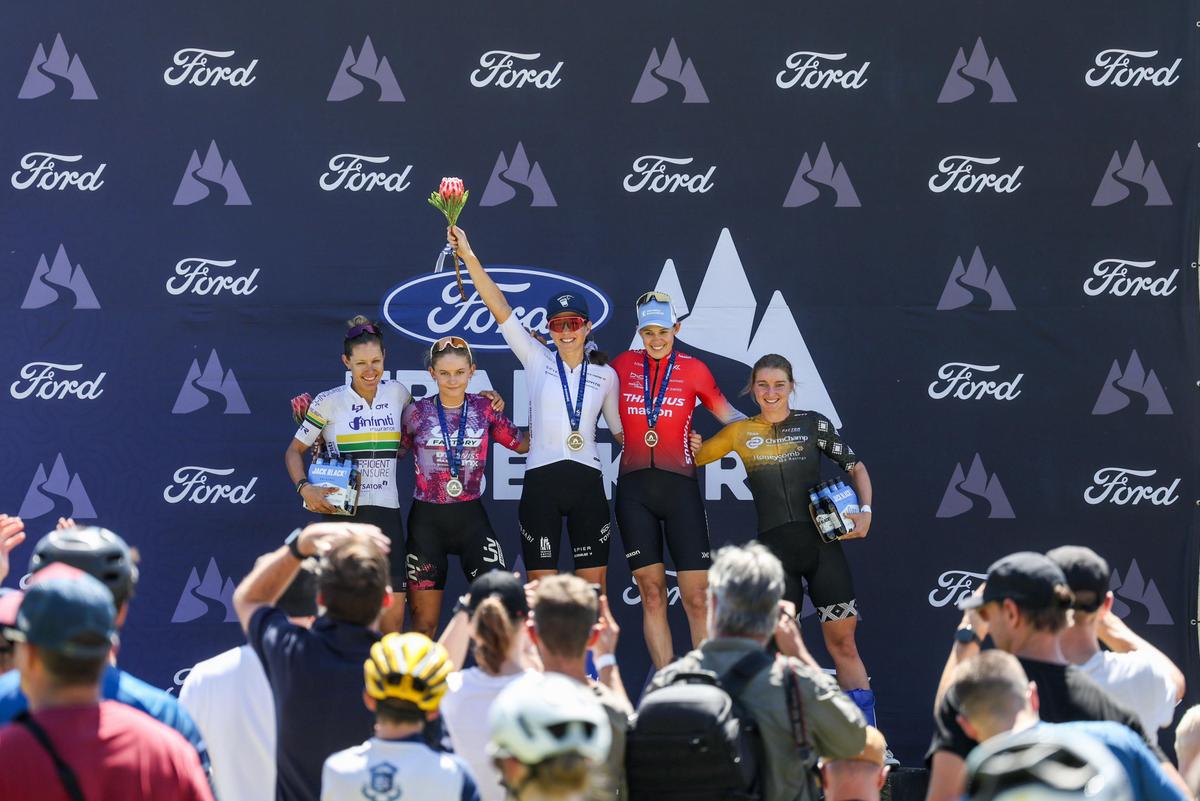 Ford Trailseeker Banhoek Elite Women’s Podium (left to right): Vera Looser, Tyler Jacobs, Candice Lill, Alessandra Keller, and Hayley Preen. Photo by Sam Clark.