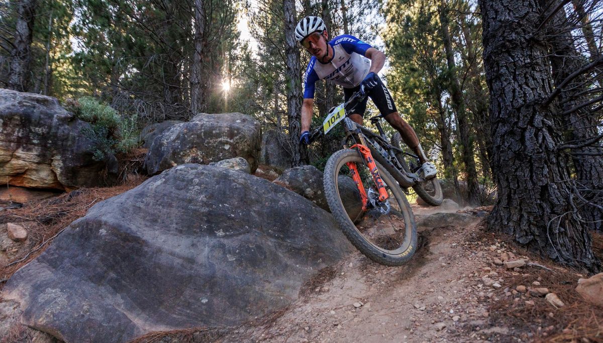 Alan Hatherly (Giant Factory Off-Road) showed just what the legs of a 2 time XCOWorld Champion can do in the big mountains surrounding Wellington.