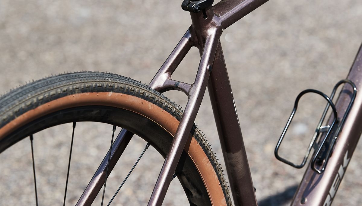 The rear tyre of the Trek Checkpoint ALR