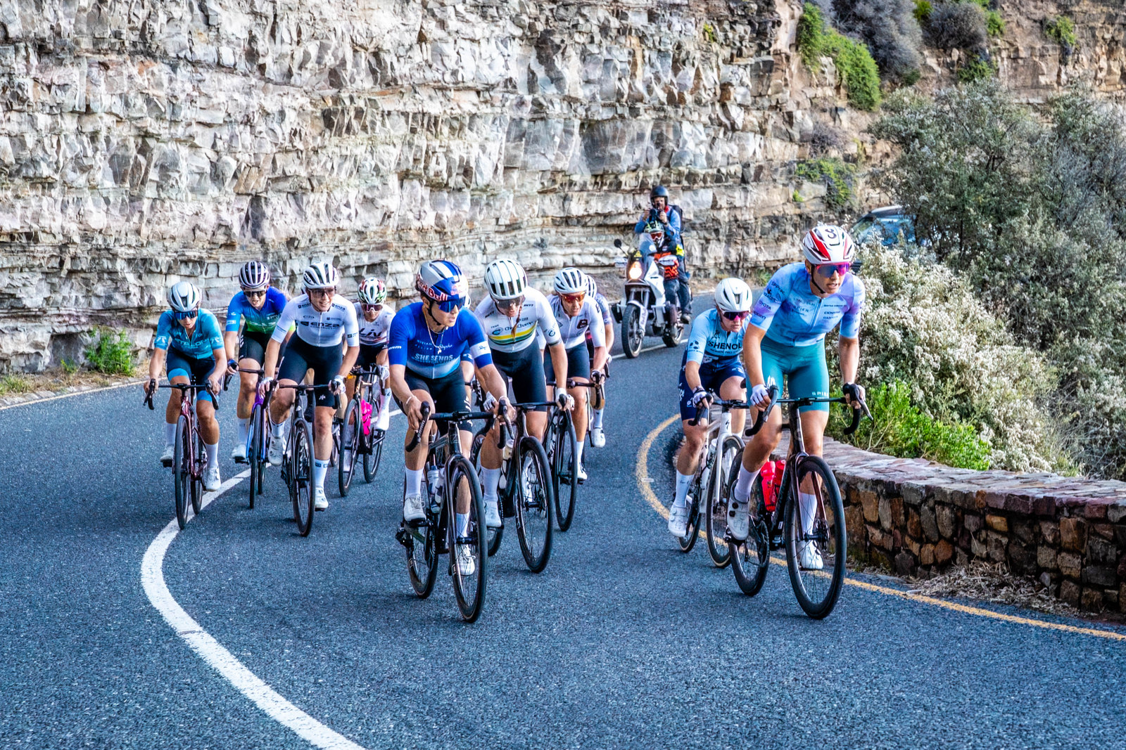 Candice Lill (right) attempted to splinter the field on the famous Chapman’s Peak Drive climb between Noordhoek and Hout Bay. 