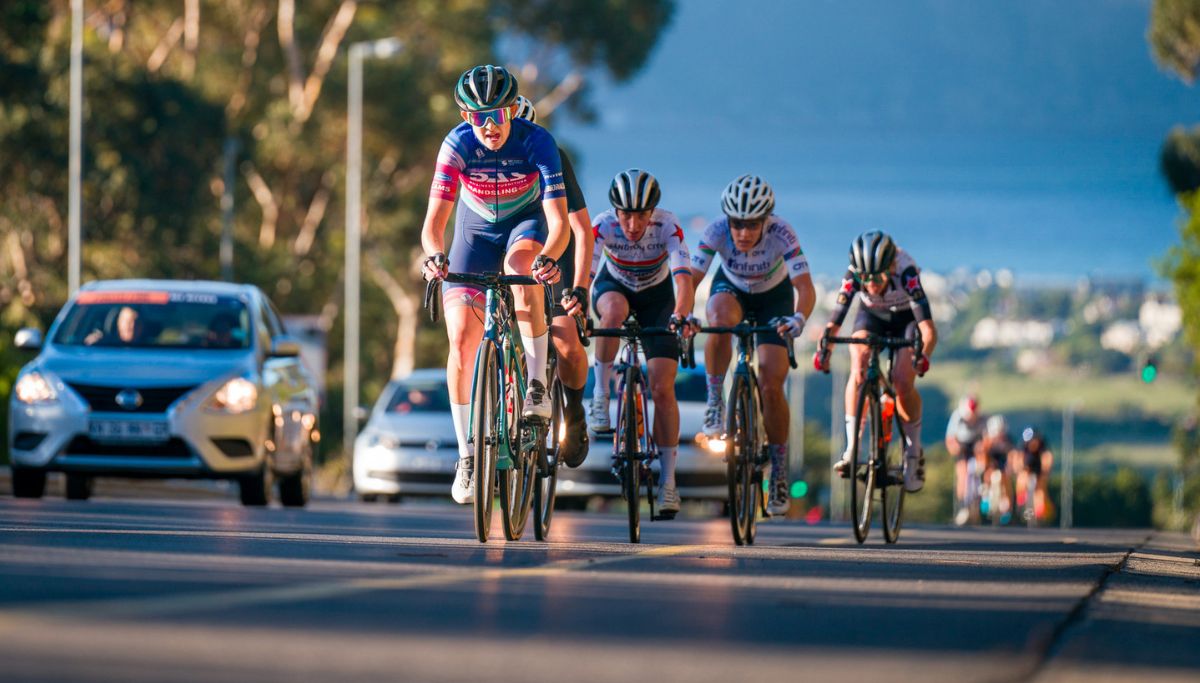 The elite women at the Cape Town Cycle Tour