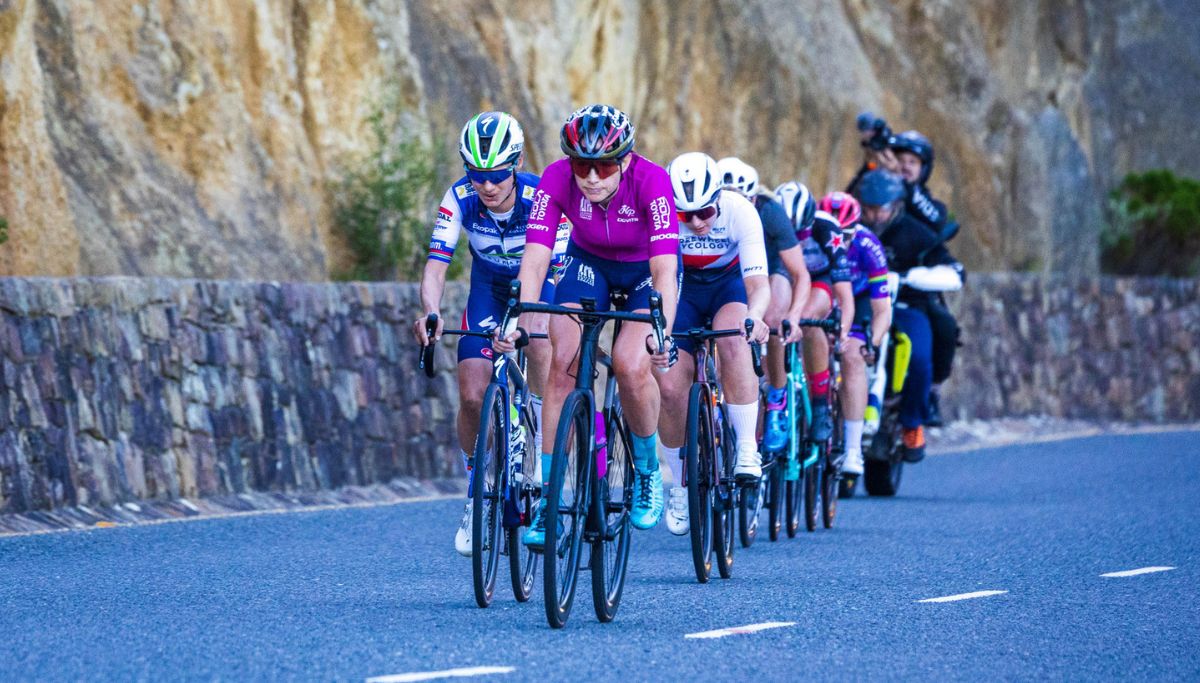 The elite women's race at the Cape Town Cycle Tour