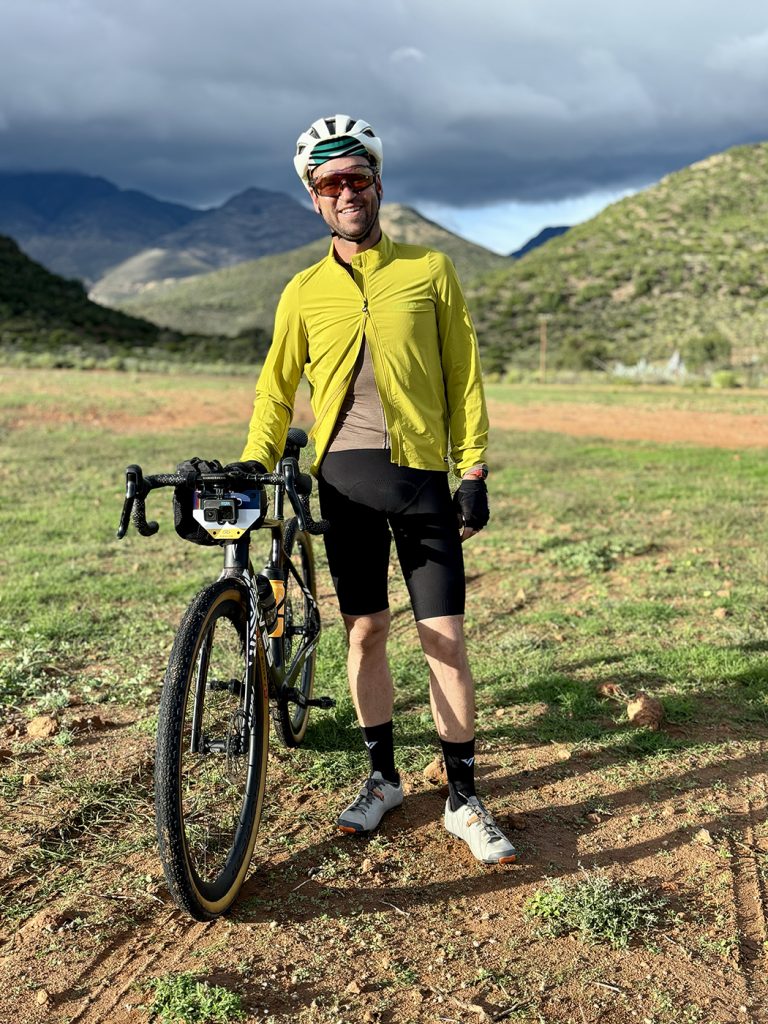 Bicycling's Jon Minster putting the Elves Mori Aero X to the test