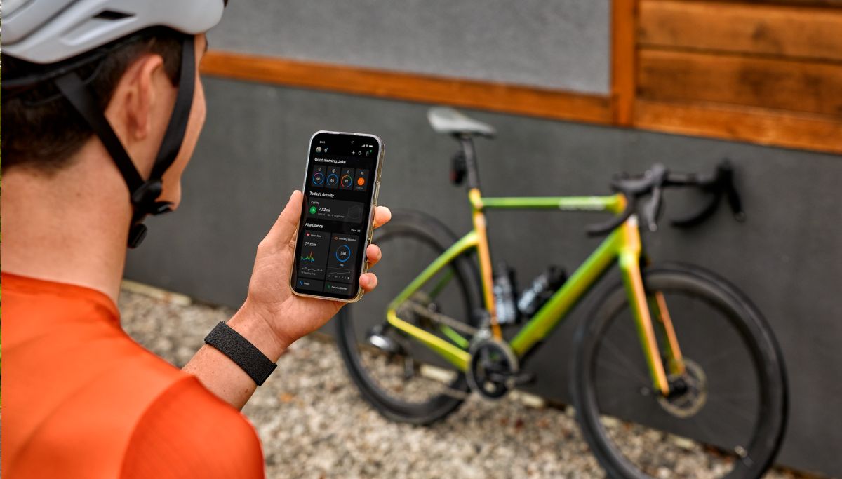 Garmin CIRQA smart band