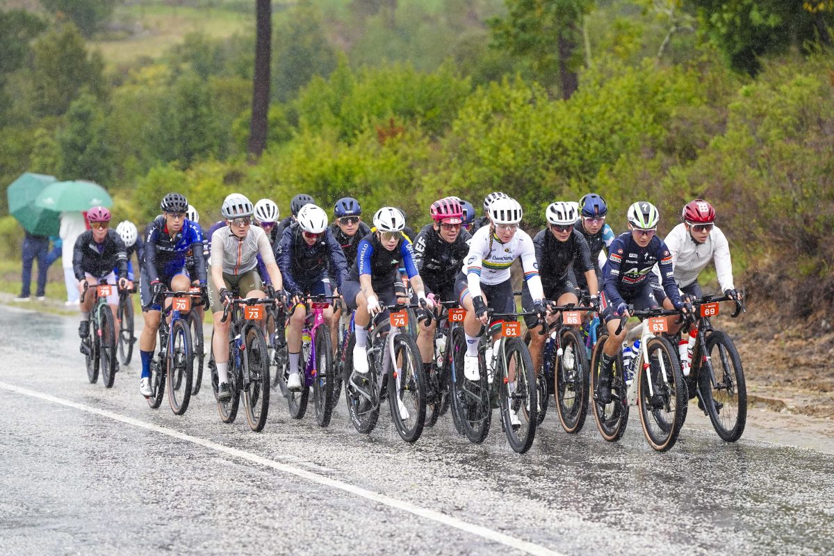 The women's race at the Nedbank Gravel Burn